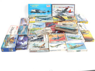 Lot 24 - DIVERS (26)