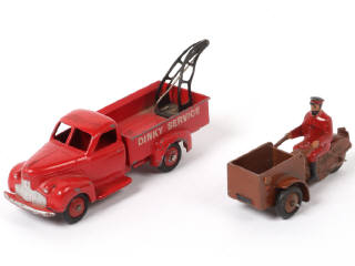 Lot 408 - DINKY TOYS (FRANCE) (2)