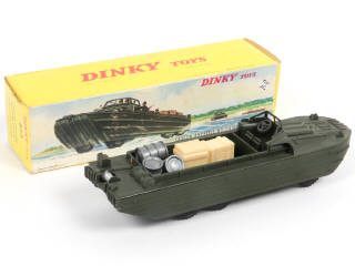 Lot 397 - DINKY TOYS (FRANCE) (1)