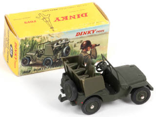Lot 389 - DINKY TOYS (FRANCE) (1)