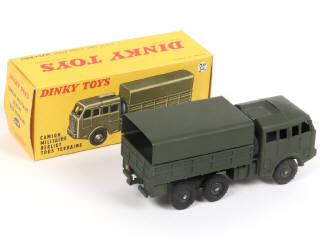 Lot 393 - DINKY TOYS (FRANCE) (1)