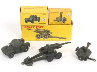 Lot 412 - DINKY TOYS (FRANCE) (3)