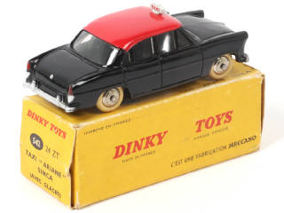 Lot 375 - DINKY TOYS (FRANCE) (1)