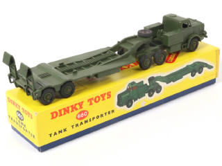 Lot 304 - DINKY TOYS (GB) (1)