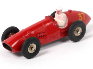 Lot 357 - DINKY TOYS (FRANCE) (1)