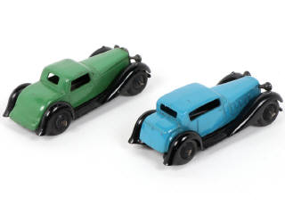 Lot 312 - DINKY TOYS (GB) (2)