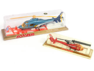 Lot 254 - MAJORETTE (FRANCE) (2)