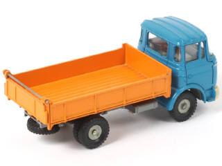Lot 368 - DINKY TOYS (FRANCE) (1)