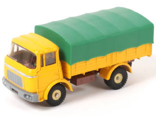 Lot 367 - DINKY TOYS (FRANCE) (1)