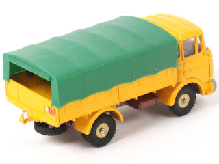 Lot 367 - DINKY TOYS (FRANCE) (1)