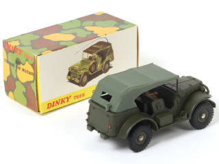 Lot 391 - DINKY TOYS (FRANCE) (1)