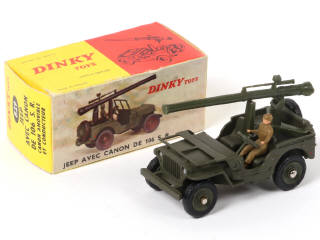 Lot 390 - DINKY TOYS (FRANCE) (1)