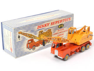 Lot 308 - DINKY TOYS (GB) (1)