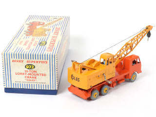 Lot 308 - DINKY TOYS (GB) (1)