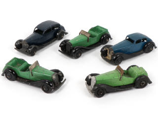 Lot 345 - DINKY TOYS (GB) (5)