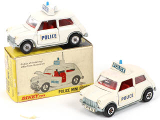 Lot 300 - DINKY TOYS (GB) (1)