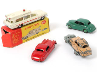 Lot 346 - DINKY TOYS (GB) (5)