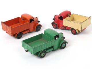 Lot 337 - DINKY TOYS (GB) (3)