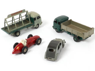 Lot 420 - DINKY TOYS (FRANCE) (4)