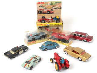 Lot 349 - DINKY TOYS (GB) (10)