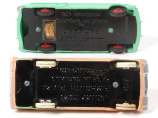 Lot 326 - DINKY TOYS (GB) (2)