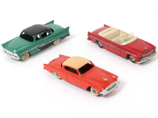 Lot 413 - DINKY TOYS (FRANCE) (3)