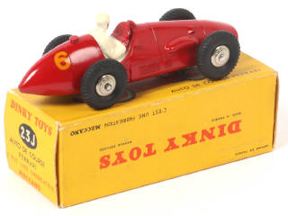 Lot 370 - DINKY TOYS (FRANCE) (1)