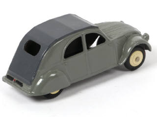 Lot 361 - DINKY TOYS (FRANCE) (1)