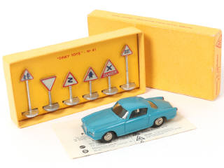 Lot 405 - DINKY TOYS (FRANCE) (2)