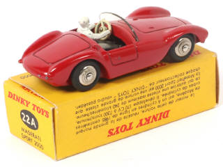 Lot 369 - DINKY TOYS (FRANCE) (1)