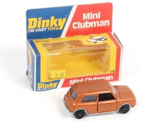 Lot 291 - DINKY TOYS (GB) (1)