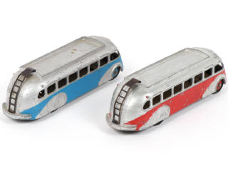 Lot 404 - DINKY TOYS (FRANCE) (1)