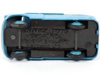 Lot 301 - DINKY TOYS (GB) (1)