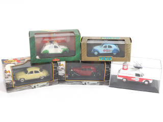 Lot 87 - DIVERS (5)