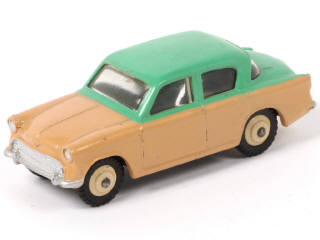 Lot 298 - DINKY TOYS (GB) (1)