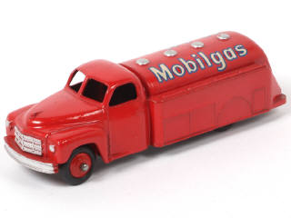 Lot 306 - DINKY TOYS (GB) (1)