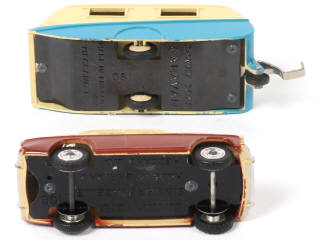 Lot 325 - DINKY TOYS (GB) (2)