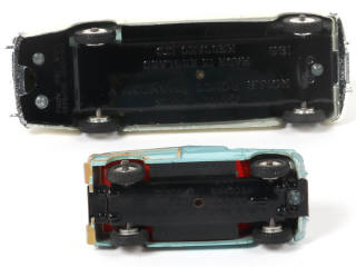 Lot 324 - DINKY TOYS (GB) (2)