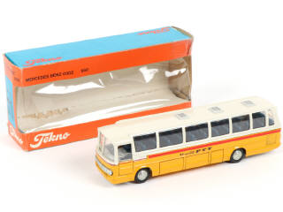 Lot 123 - TEKNO (DANEMARK) (1)