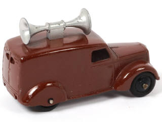 Lot 333 - DINKY TOYS (GB) (1)