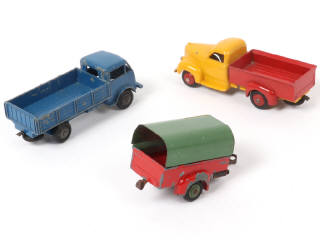 Lot 387 - DINKY TOYS (FRANCE) (3)