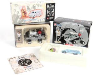 Lot 211 - CORGI TOYS (GB) (2)