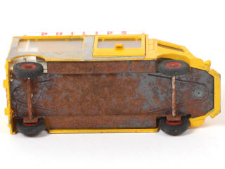 Lot 370 - DINKY TOYS (FRANCE) (1)