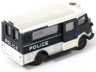 Lot 369 - DINKY TOYS (FRANCE) (1)