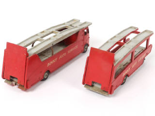 Lot 348 - DINKY TOYS (GB) (2)