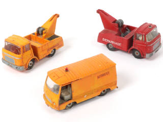 Lot 386 - DINKY TOYS (FRANCE) (3)