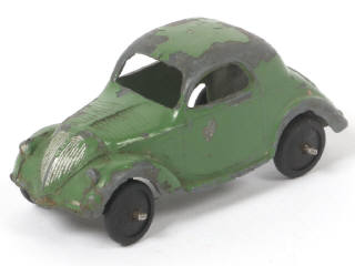 Lot 361 - DINKY TOYS (FRANCE) (1)