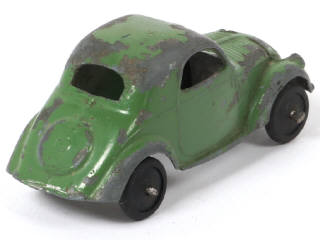 Lot 361 - DINKY TOYS (FRANCE) (1)
