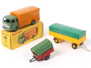 Lot 388 - DINKY TOYS (FRANCE) (3)