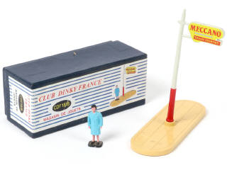 Lot 358 - CLUB DINKY FRANCE (1)